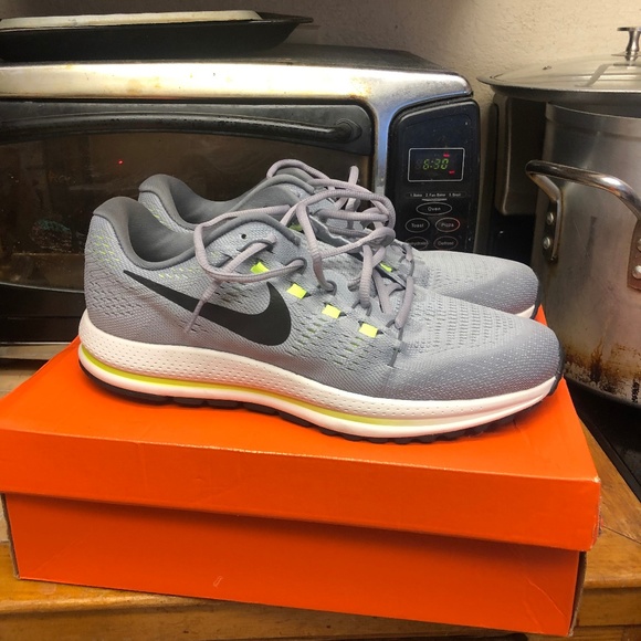 Nike Air Zoom Romero (Excellent Condition) - Picture 3 of 7